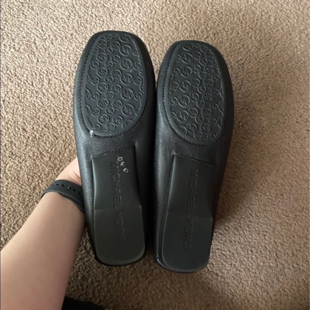 Michael Kors Womans Loafer Flats Size 8 - Picture 2 of 2